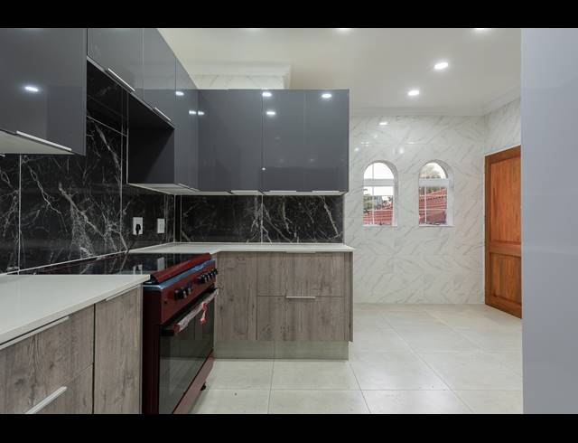 4 BEDROOM HOUSE FOR SALE IN BRACKENDOWNS